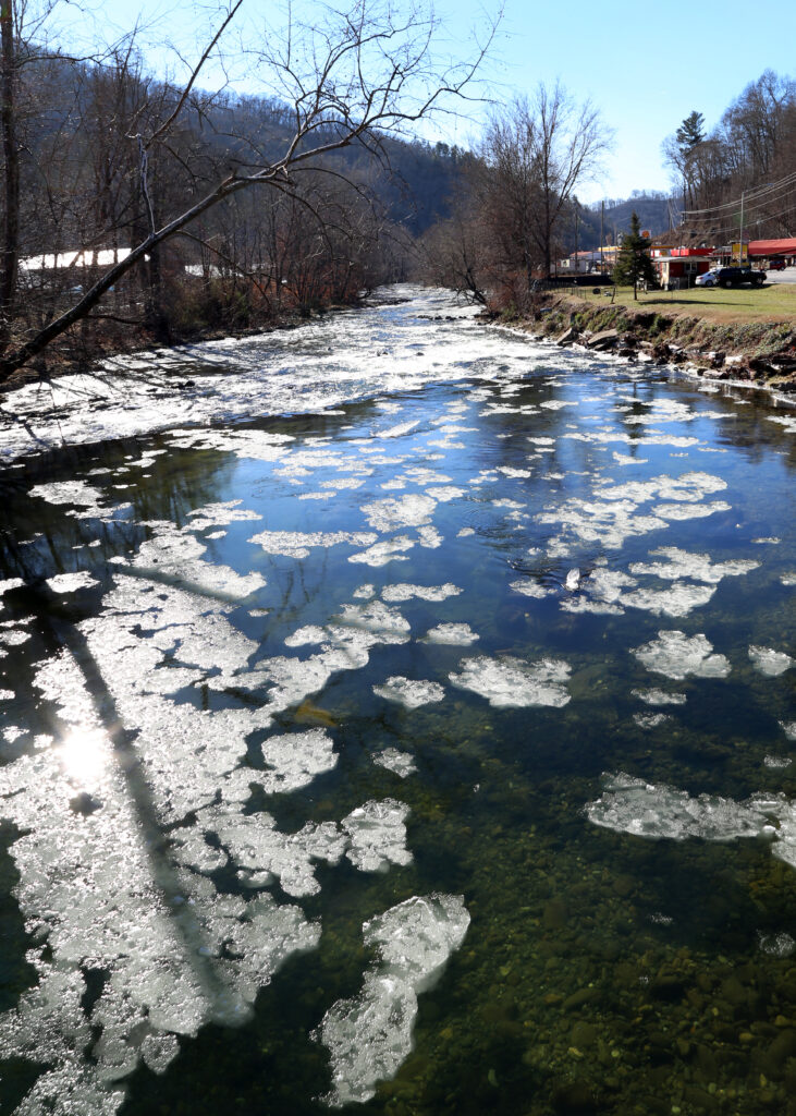 Icebergs float down the Oconalutee River on the morning of Tuesday, Jan. 7.  (Photo by Kristy Maney Herron/EBCI Commerce) 