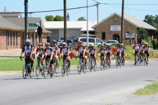 The 2015 Remember the Removal cyclists led by EBCI tribal member Kevin Tafoya and Cherokee Nation citizen Charles “Billy” Flint, arrive in Tahlequah, Okla. on  Thursday, June 25 at the Cherokee Nation Courthouse. (Cherokee Nation photo)