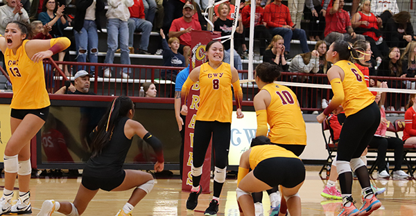 VOLLEYBALL: Lady Braves advance to 1A West Regional Championship