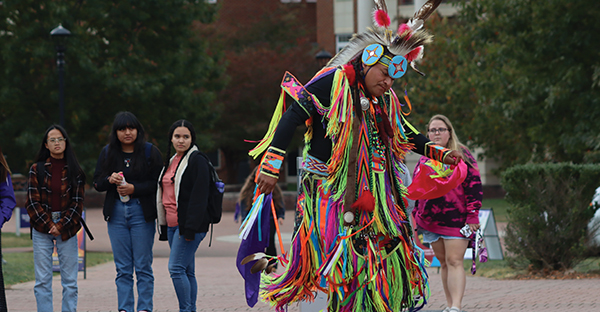 A father’s footsteps and a mother’s hands: The PostOaks enjoy going to pow wows as a family