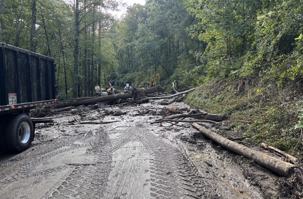 Gatlinburg Bypass remains closed as cleanup continues following landslide 