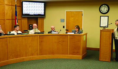 Franklin Town Council paves way for Noquisiyi Mound deed transfer to EBCI